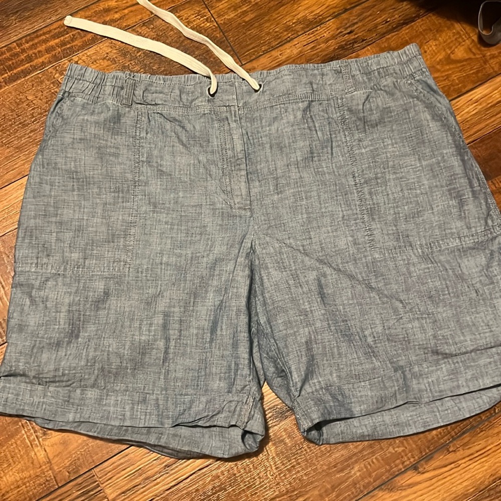 Land’s End chambray size 20 shorts